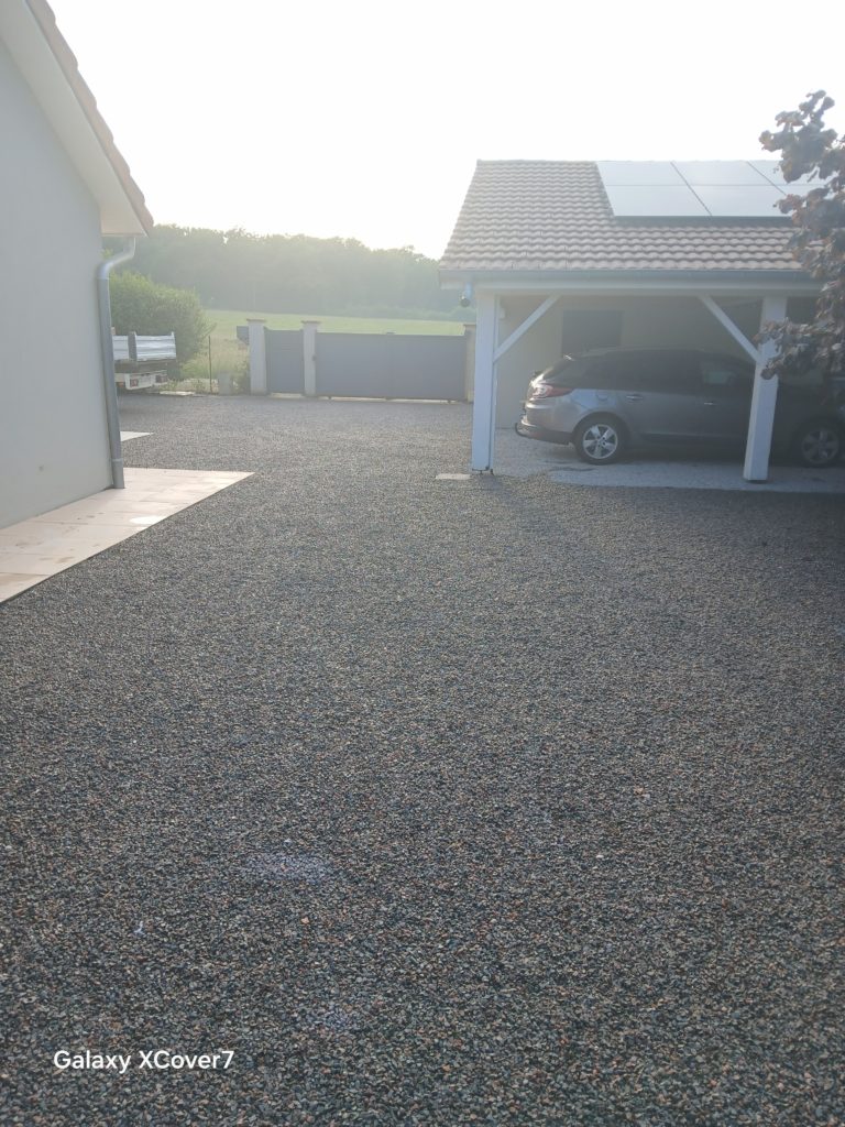 sarl-amzal - cour en émulsion