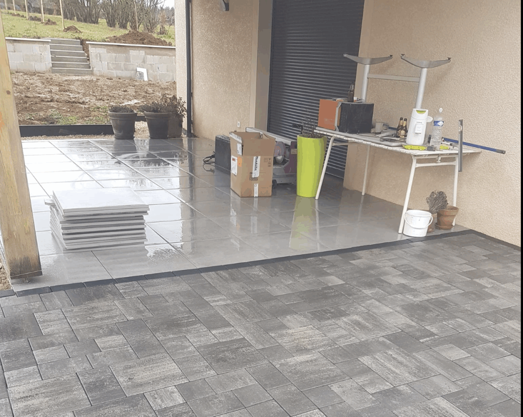 sarl-amzal - terrasse avec pavés et carrelage