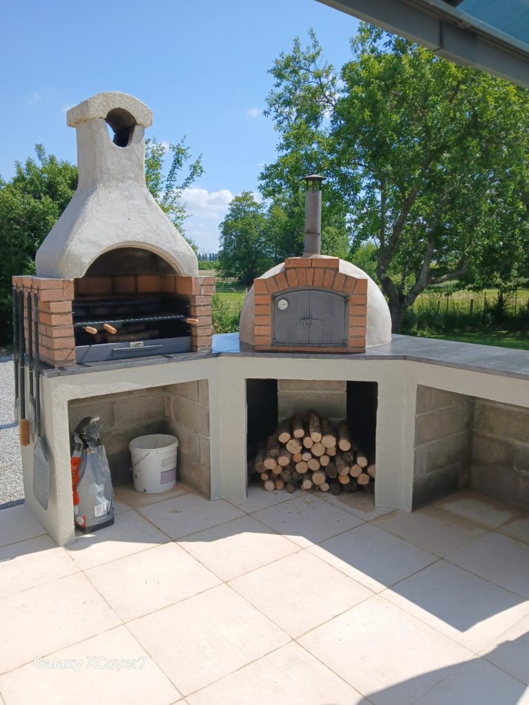 sarl-amzal - meuble pour terrasse avec four à pizza et barbecue